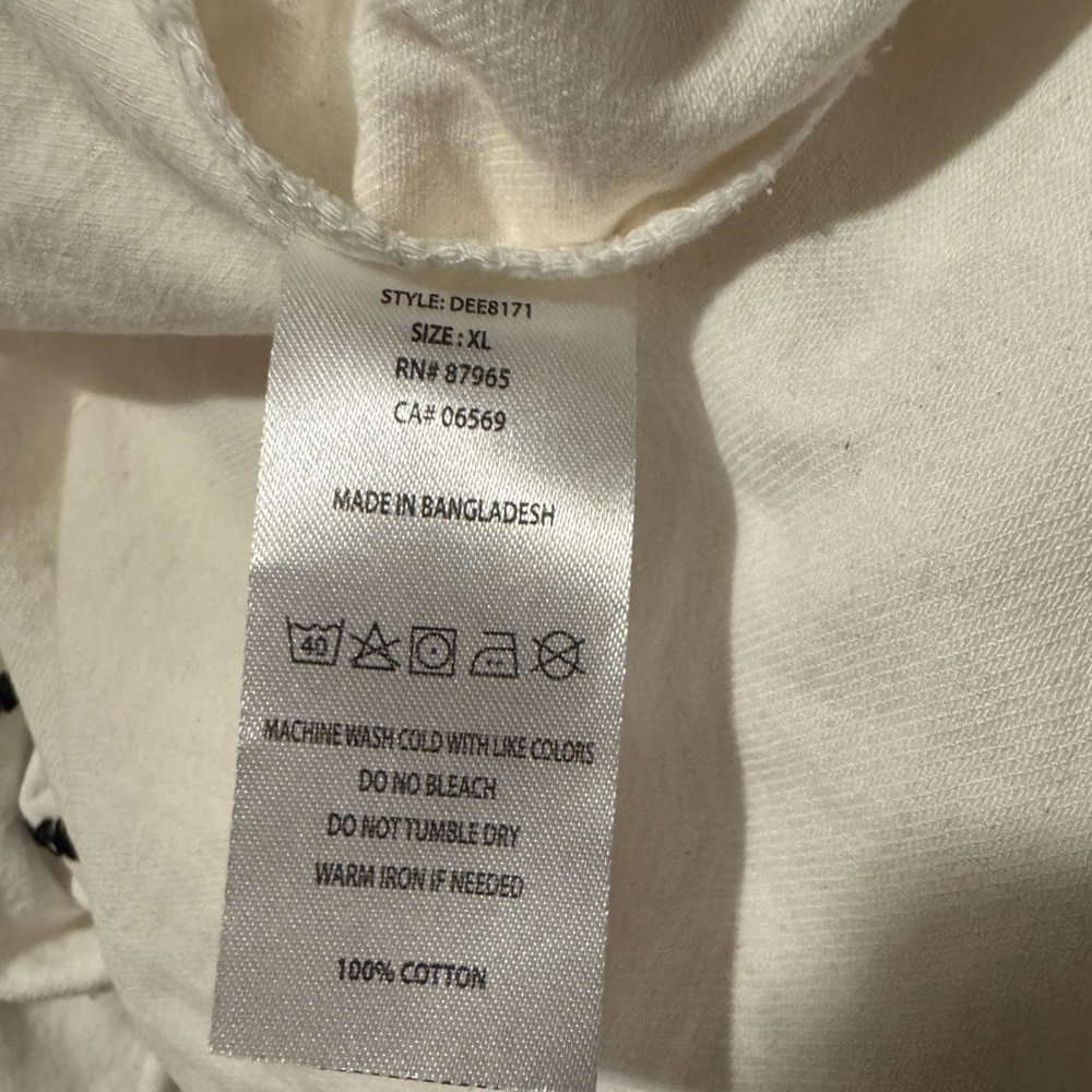 Elan White Smiley Dolly Women’s Shacket - Picture 5 of 6